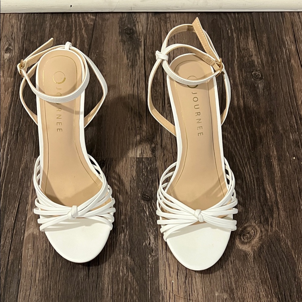 Journee Collection Elegant White Strappy Heels 7.5